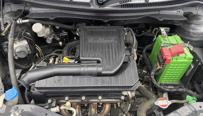 2017 Maruti Swift VXI O, Petrol, Manual, 32,914 km, Open Bonet