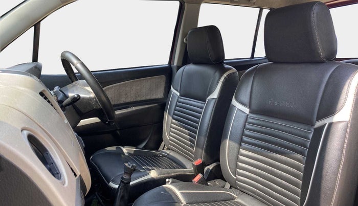2013 Maruti Wagon R 1.0 VXI, Petrol, Manual, 64,611 km, Right Side Front Door Cabin