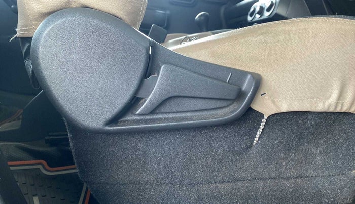 2020 Maruti S PRESSO VXI+, Petrol, Manual, 65,626 km, Driver Side Adjustment Panel