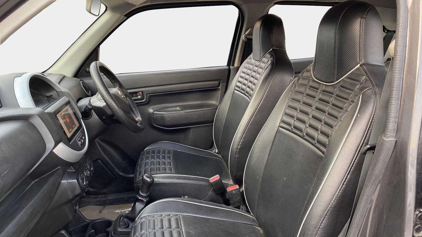 2019 Maruti S PRESSO VXI+, Petrol, Manual, 16,882 km, Right Side Front Door Cabin