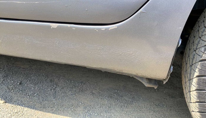 2014 Maruti Swift Dzire VDI, Diesel, Manual, 91,022 km, Left running board - Minor scratches