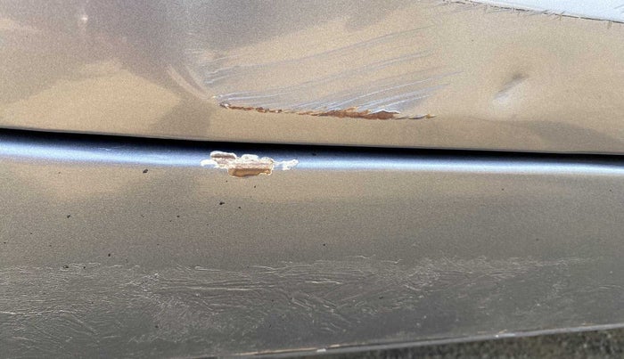 2014 Maruti Swift Dzire VDI, Diesel, Manual, 91,022 km, Right running board - Slightly dented