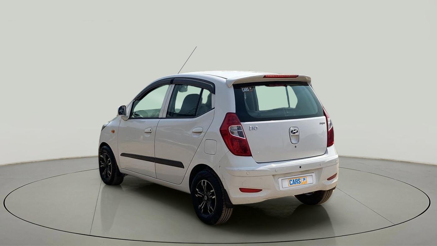 2016 Hyundai i10 MAGNA 1.1, Petrol, Manual, 25,994 km, Left Back Diagonal