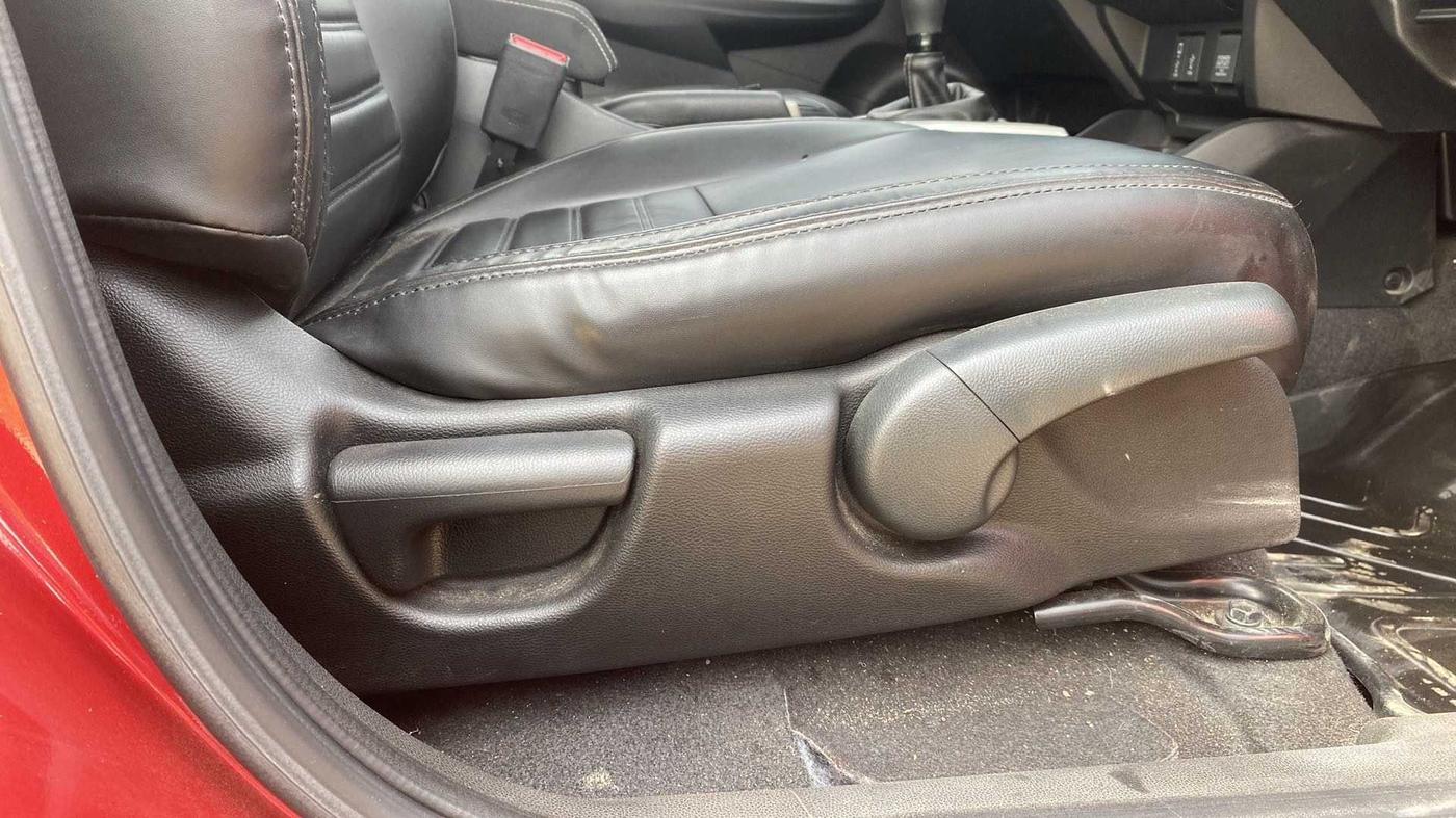 2022 Honda WR-V 1.2L I-VTEC VX MT, Petrol, Manual, 9,543 km, Driver Side Adjustment Panel
