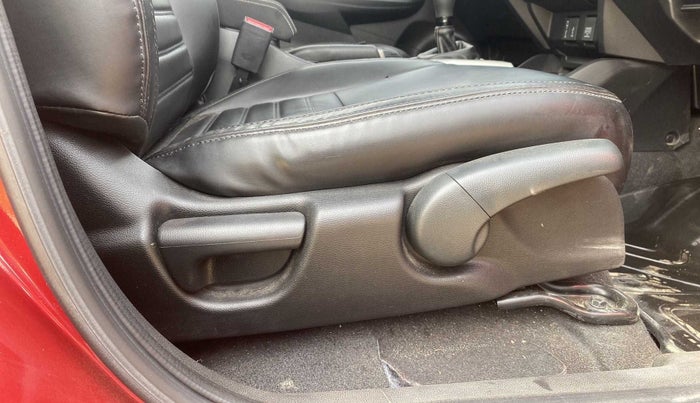 2022 Honda WR-V 1.2L I-VTEC VX MT, Petrol, Manual, 9,543 km, Driver Side Adjustment Panel
