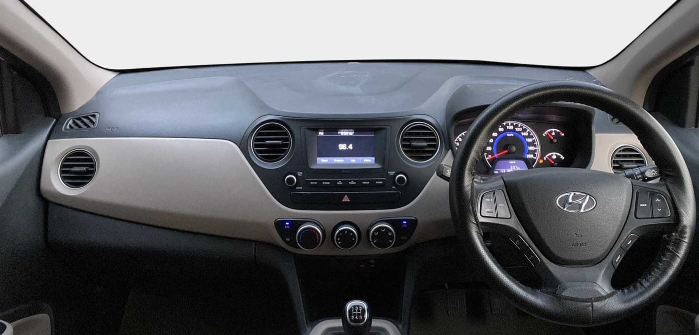 2017 Hyundai Grand i10 SPORTZ 1.2 KAPPA VTVT, CNG, Manual, 43,171 km, Dashboard