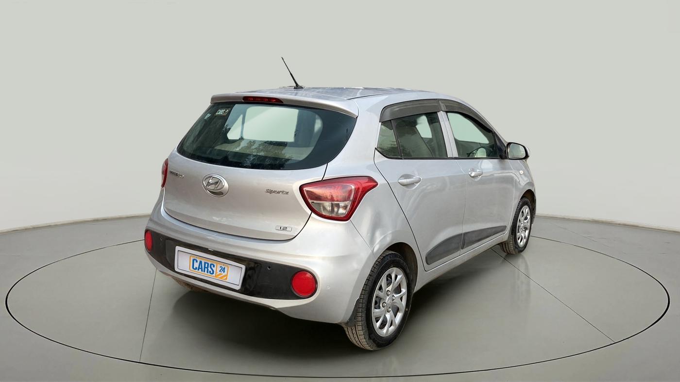 2017 Hyundai Grand i10 SPORTZ 1.2 KAPPA VTVT, CNG, Manual, 43,171 km, Right Back Diagonal