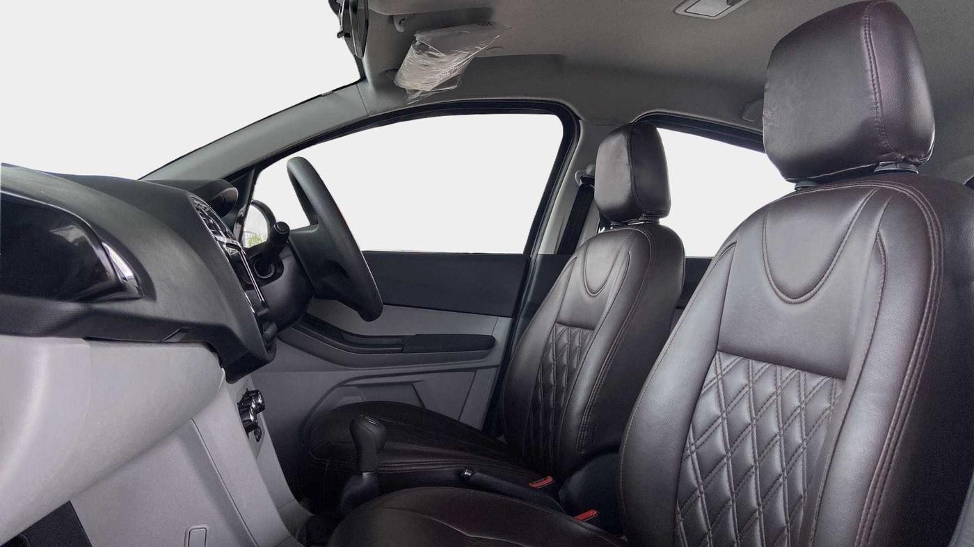 2021 Tata Tiago XT PETROL, Petrol, Manual, 40,384 km, Right Side Front Door Cabin