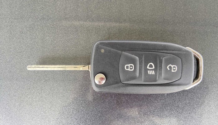 2021 Tata Tiago XT PETROL, Petrol, Manual, 40,384 km, Key Close Up