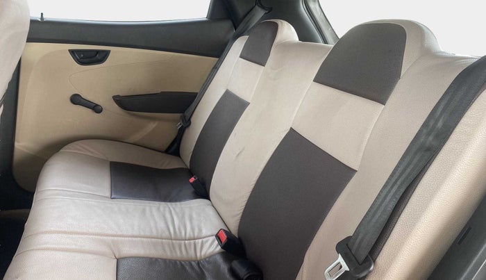 2012 Hyundai Eon ERA +, Petrol, Manual, 65,493 km, Right Side Rear Door Cabin