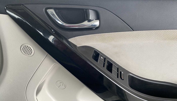 2021 Tata NEXON XZ PLUS PETROL SUNROOF, Petrol, Manual, 27,669 km, Driver Side Door Panels Control