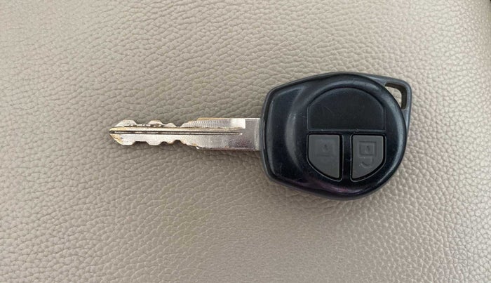 2014 Maruti Swift Dzire VXI, Petrol, Manual, 65,710 km, Key Close Up