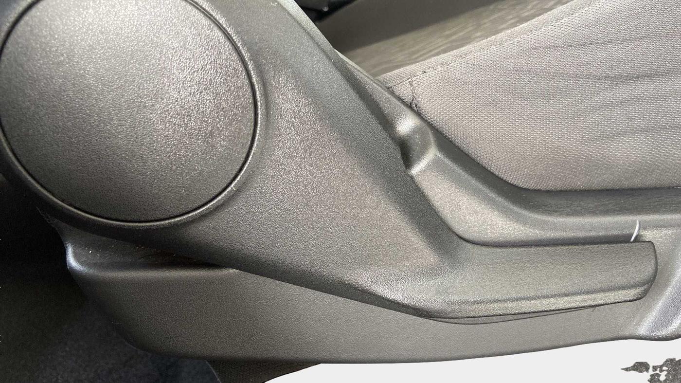 2020 Maruti IGNIS ZETA 1.2 AMT, Petrol, Automatic, 28,489 km, Driver Side Adjustment Panel