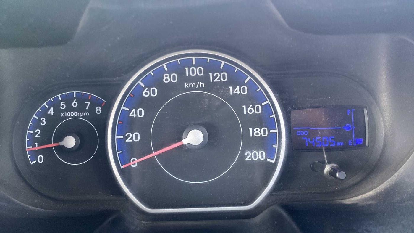 2011 Hyundai i10 MAGNA 1.2, Petrol, Manual, 74,496 km, Odometer Image
