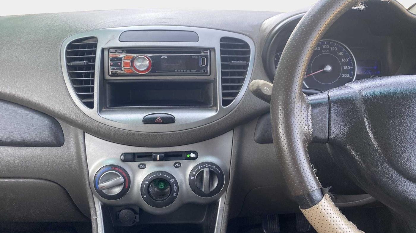 2011 Hyundai i10 MAGNA 1.2, Petrol, Manual, 74,496 km, Air Conditioner