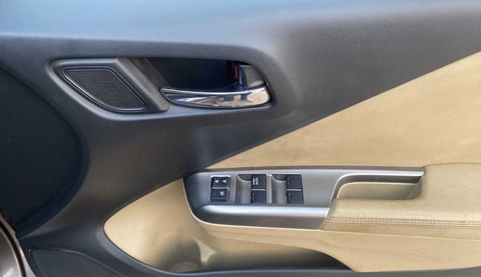 2015 Honda City 1.5L I-VTEC VX, Petrol, Manual, 38,803 km, Driver Side Door Panels Control