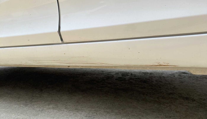 2018 Hyundai Eon ERA +, Petrol, Manual, 16,104 km, Right running board - Slightly dented
