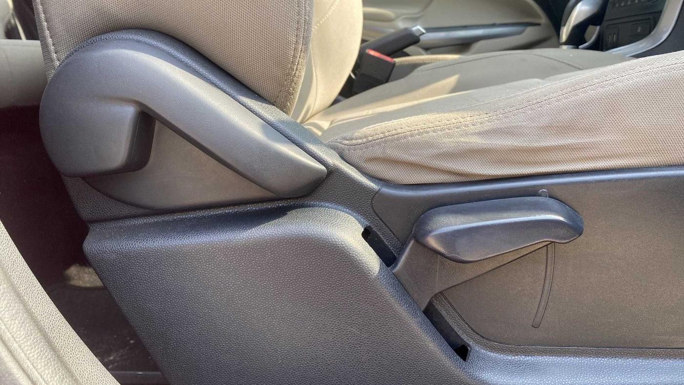 2019 Ford Ecosport TITANIUM + 1.5L PETROL AT, Petrol, Automatic, 31,377 km, Driver Side Adjustment Panel