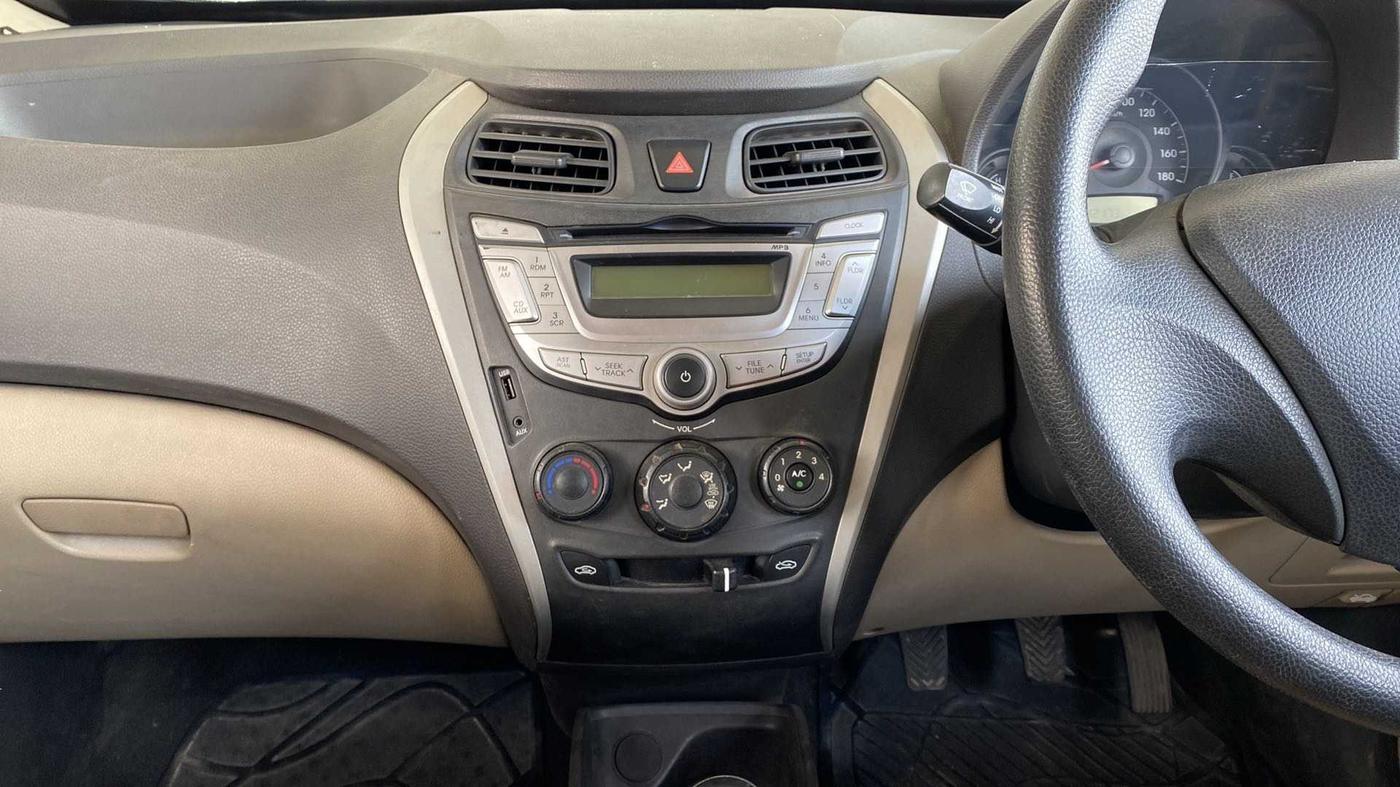 2015 Hyundai Eon D-LITE+, Petrol, Manual, 32,167 km, Air Conditioner