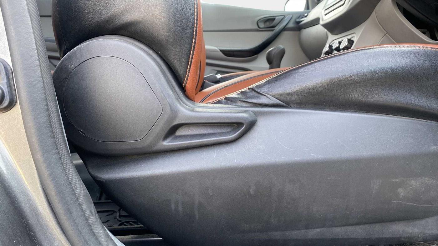 2020 Tata TIGOR XE PETROL, Petrol, Manual, 26,656 km, Driver Side Adjustment Panel