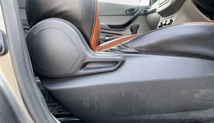 2020 Tata TIGOR XE PETROL, Petrol, Manual, 26,656 km, Driver Side Adjustment Panel