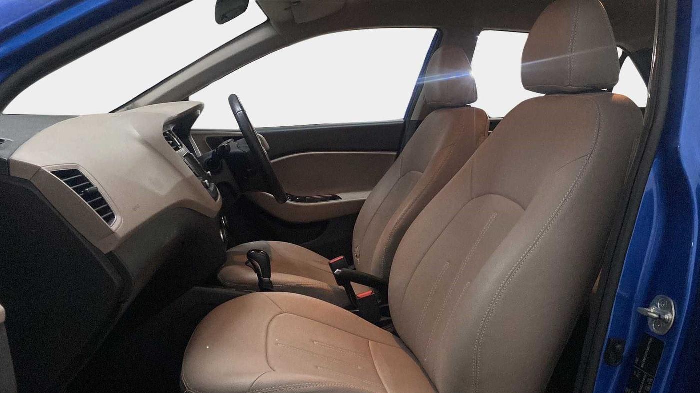 2019 Hyundai Elite i20 ASTA 1.2  CVT, Petrol, Automatic, 25,102 km, Right Side Front Door Cabin