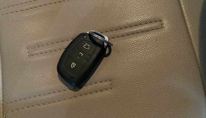 2019 Hyundai Elite i20 ASTA 1.2  CVT, Petrol, Automatic, 25,102 km, Key Close Up
