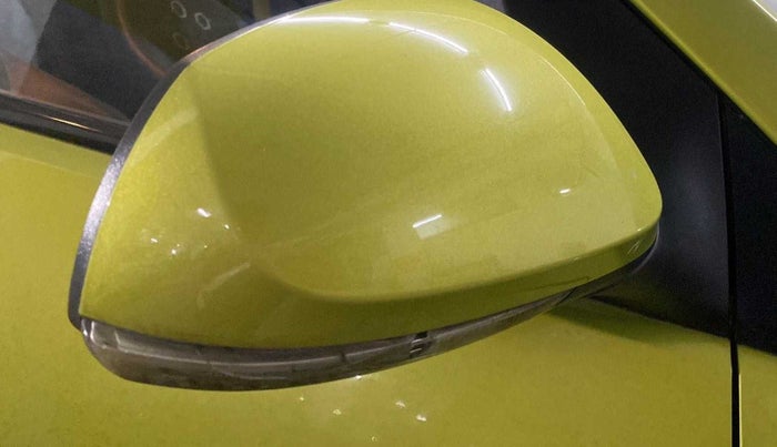 2018 Hyundai NEW SANTRO ASTA MT, Petrol, Manual, 23,157 km, Right rear-view mirror - Indicator light has minor damage