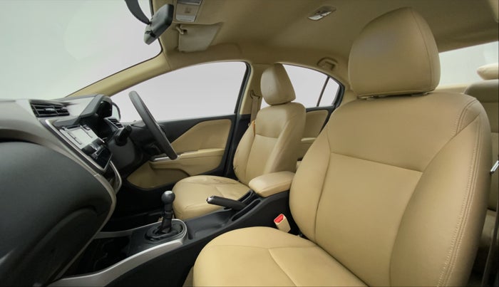 2016 Honda City V MT PETROL, Petrol, Manual, 44,319 km, Right Side Front Door Cabin