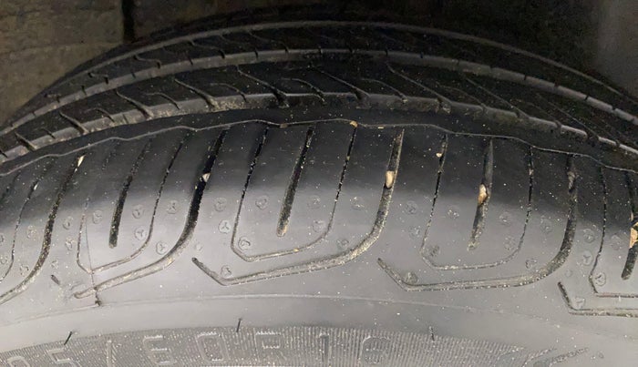 2023 Tata ALTROZ XZ PETROL, Petrol, Manual, 5,731 km, Left Rear Tyre Tread