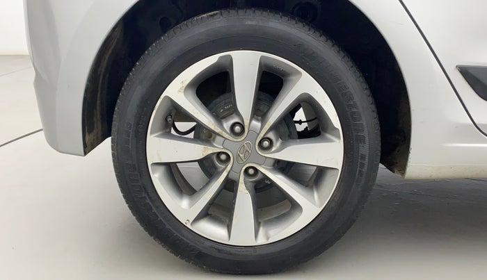 2016 Hyundai Elite i20 ASTA 1.2 (O), Petrol, Manual, 43,604 km, Right Rear Wheel