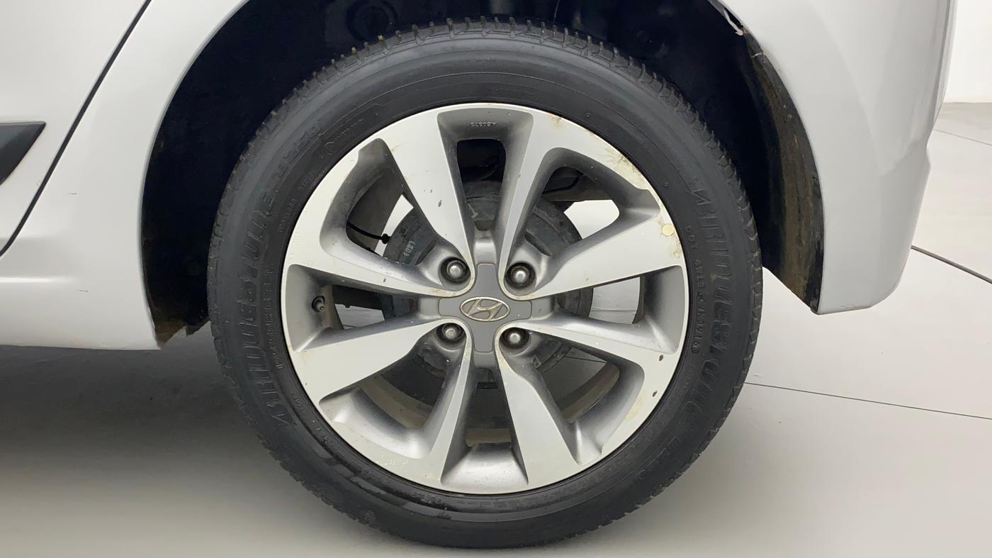 2016 Hyundai Elite i20 ASTA 1.2 (O), Petrol, Manual, 43,604 km, Left Rear Wheel