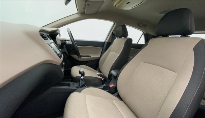 2016 Hyundai Elite i20 ASTA 1.2 (O), Petrol, Manual, 43,604 km, Right Side Front Door Cabin