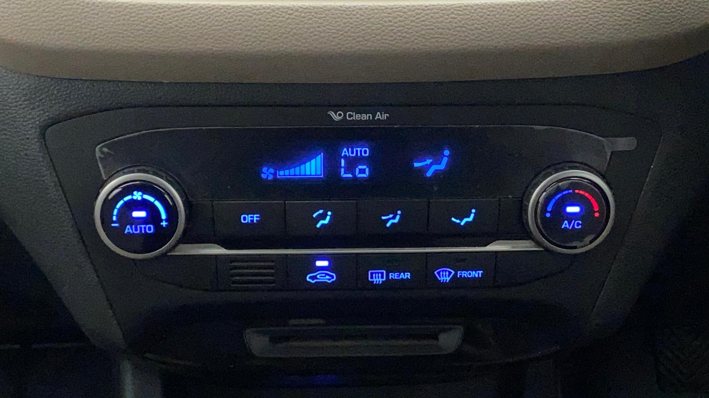2016 Hyundai Elite i20 ASTA 1.2 (O), Petrol, Manual, 43,604 km, Automatic Climate Control