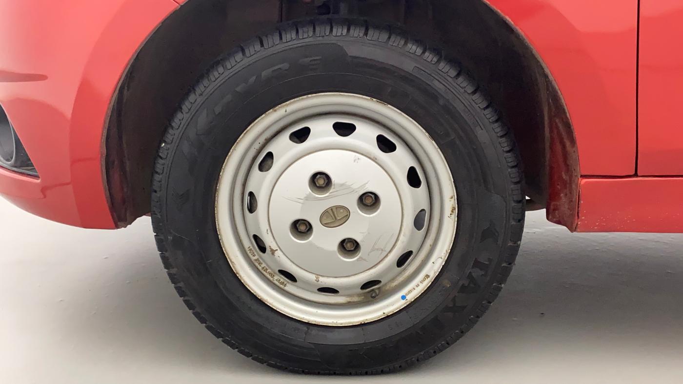 2018 Tata Tiago XM PETROL, Petrol, Manual, 49,309 km, Left Front Wheel