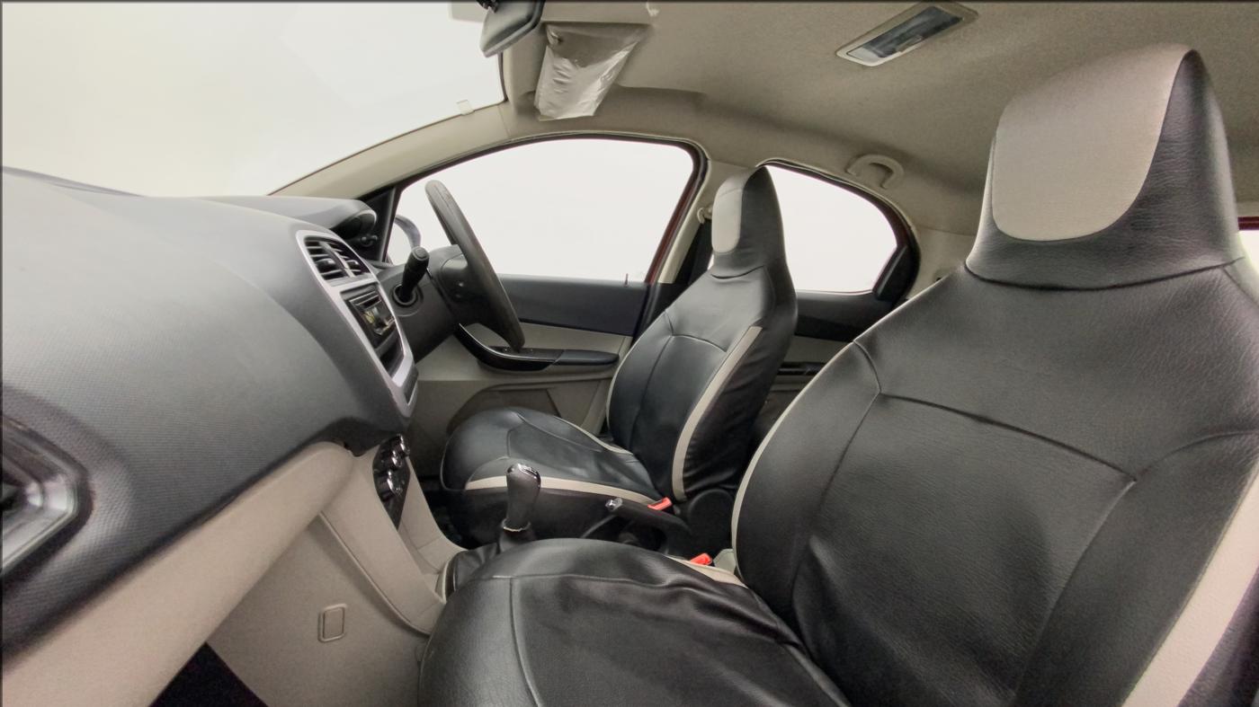 2018 Tata Tiago XM PETROL, Petrol, Manual, 49,309 km, Right Side Front Door Cabin