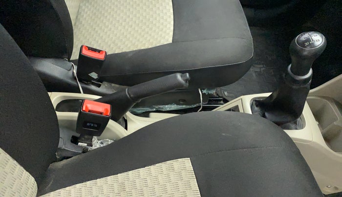 2019 Maruti Alto VXI, Petrol, Manual, 18,806 km, Gear Lever