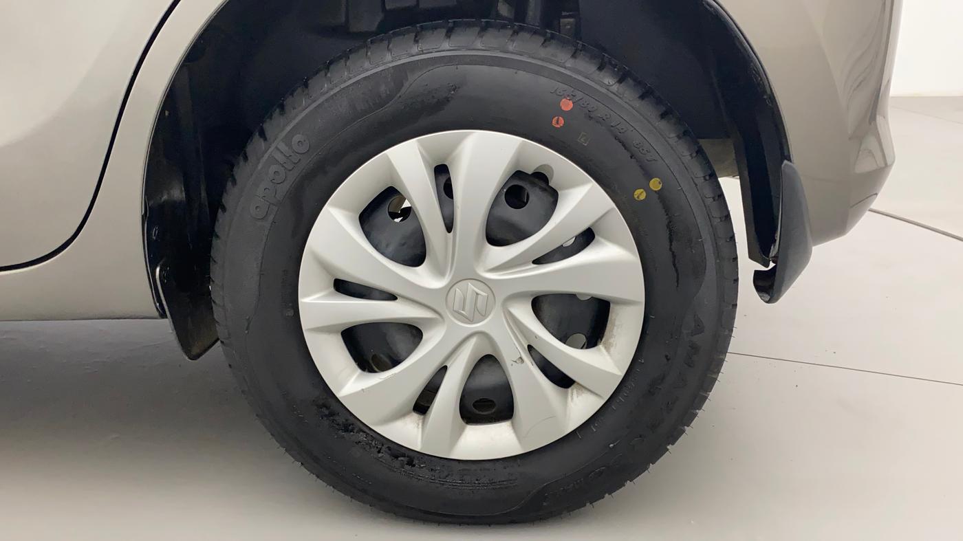 2022 Maruti Swift VXI, Petrol, Manual, 7,798 km, Left Rear Wheel