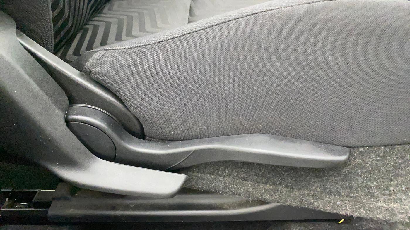 2022 Maruti Swift VXI, Petrol, Manual, 7,798 km, Driver Side Adjustment Panel
