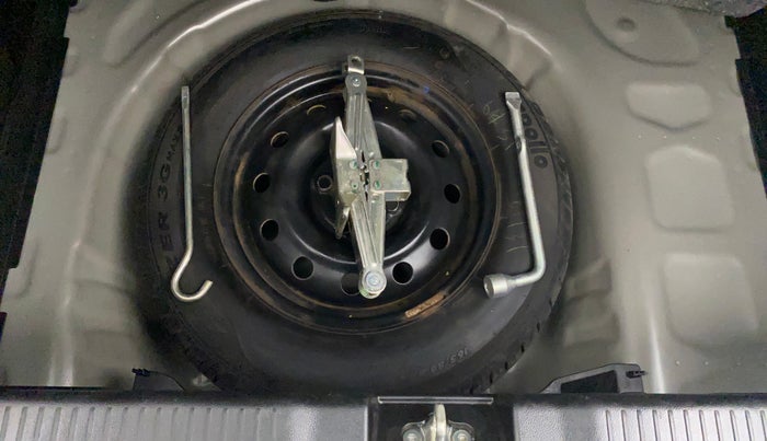 2022 Maruti Swift VXI, Petrol, Manual, 7,798 km, Spare Tyre