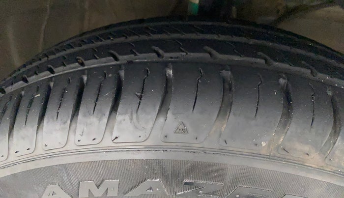 2022 Maruti Swift VXI, Petrol, Manual, 7,798 km, Right Front Tyre Tread
