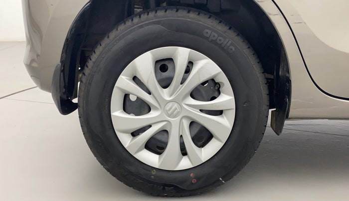 2022 Maruti Swift VXI, Petrol, Manual, 7,798 km, Right Rear Wheel