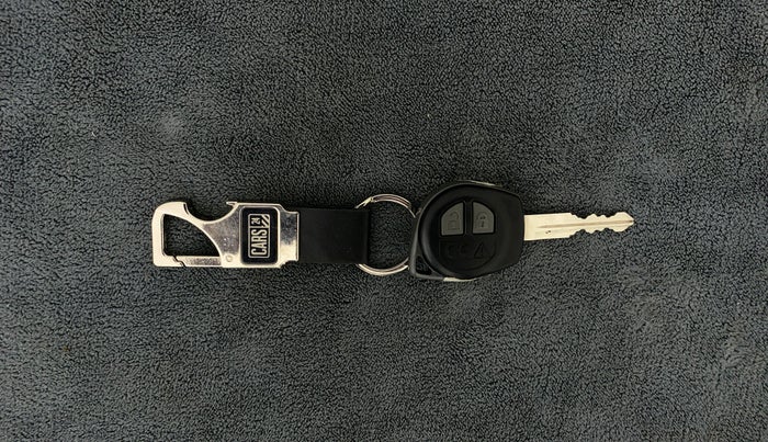 2022 Maruti Swift VXI, Petrol, Manual, 7,798 km, Key Close Up