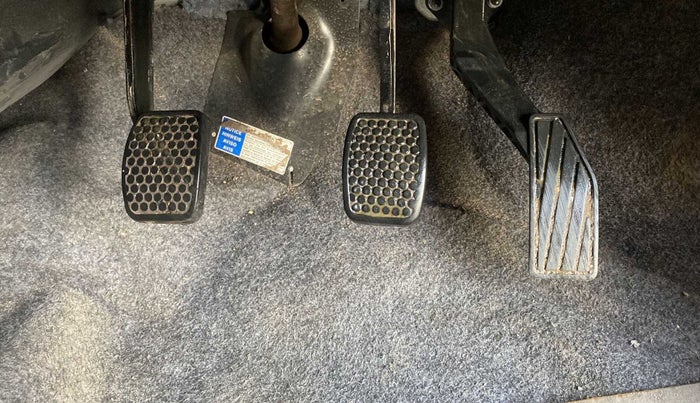 2019 Maruti Alto VXI, CNG, Manual, 53,649 km, Pedals
