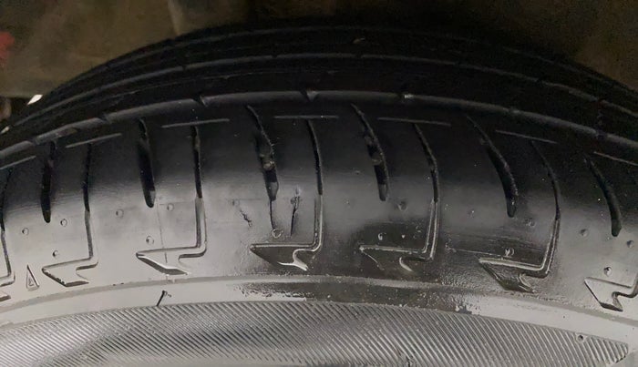 2022 Maruti Celerio VXI CNG, CNG, Manual, 10,200 km, Right Rear Tyre Tread