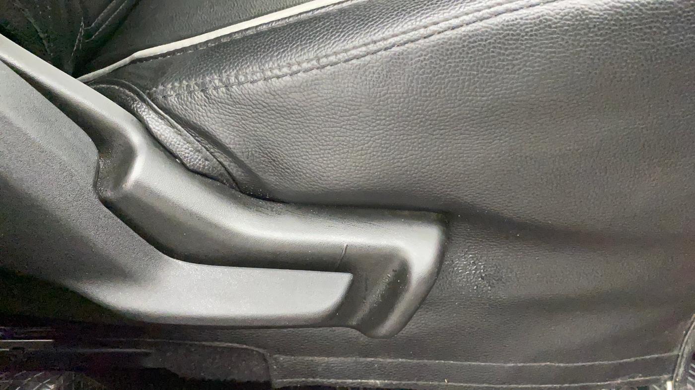 2022 Maruti Celerio VXI CNG, CNG, Manual, 10,200 km, Driver Side Adjustment Panel