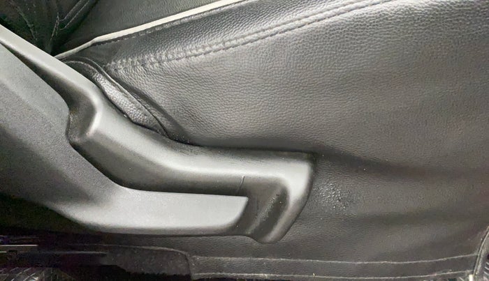 2022 Maruti Celerio VXI CNG, CNG, Manual, 10,200 km, Driver Side Adjustment Panel