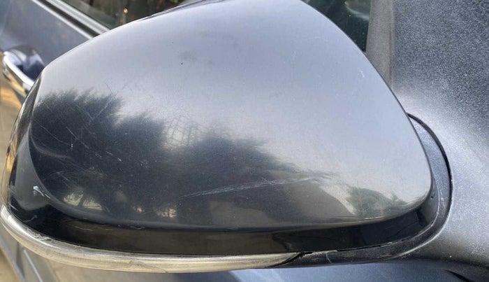 2014 Hyundai Grand i10 SPORTZ 1.2 KAPPA VTVT, CNG, Manual, 82,995 km, Right rear-view mirror - Indicator light has minor damage