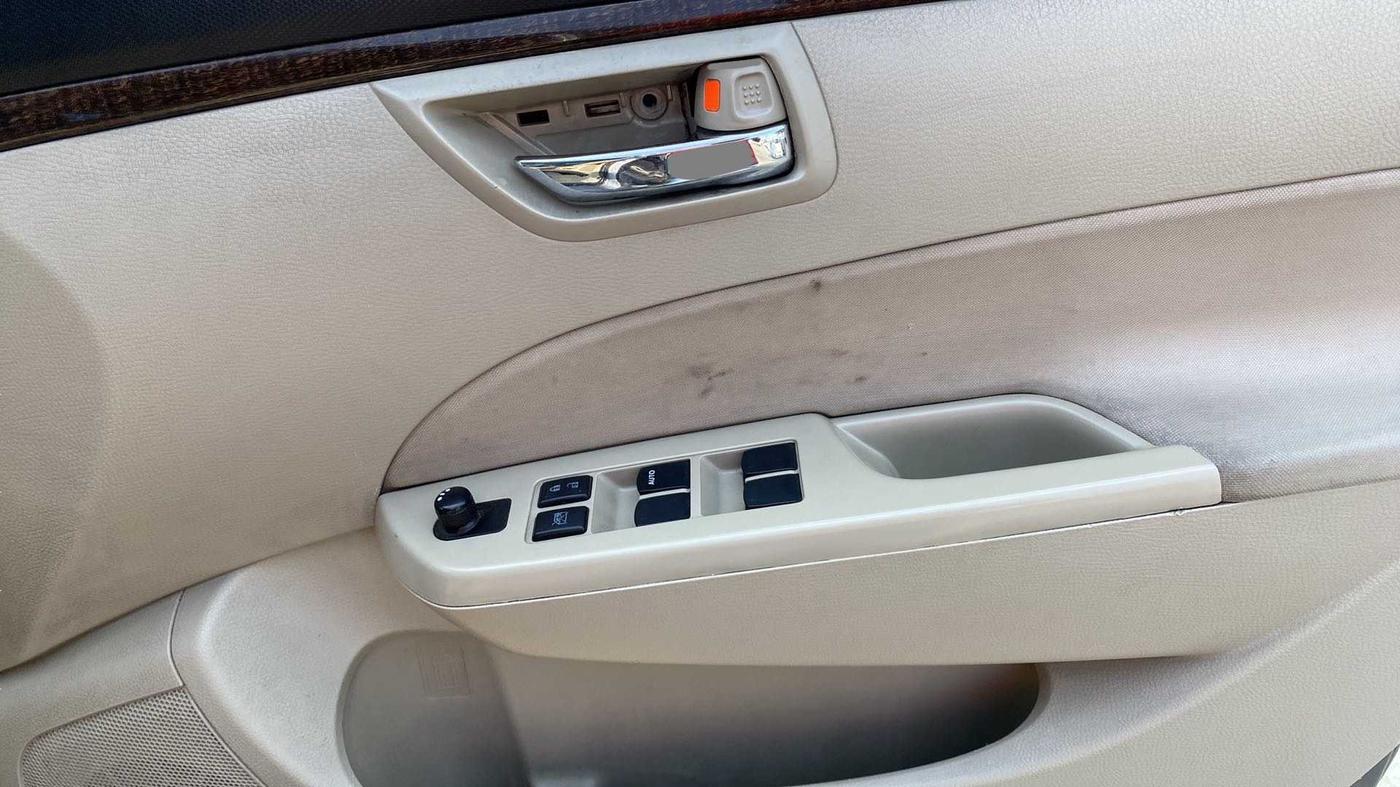 2014 Maruti Swift Dzire VDI, Diesel, Manual, 75,675 km, Driver Side Door Panels Control