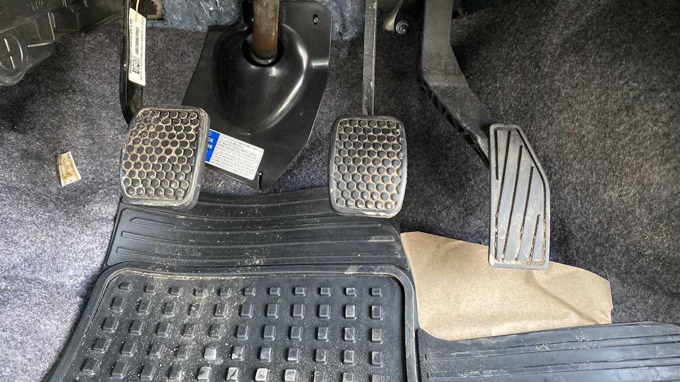 2022 Maruti Alto VXI PLUS, Petrol, Manual, 13,397 km, Pedals